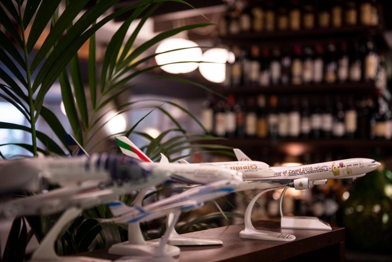 Hotel Osteria Della Pista Dal 1875 Casorate Sempione Eksteriør bilde
