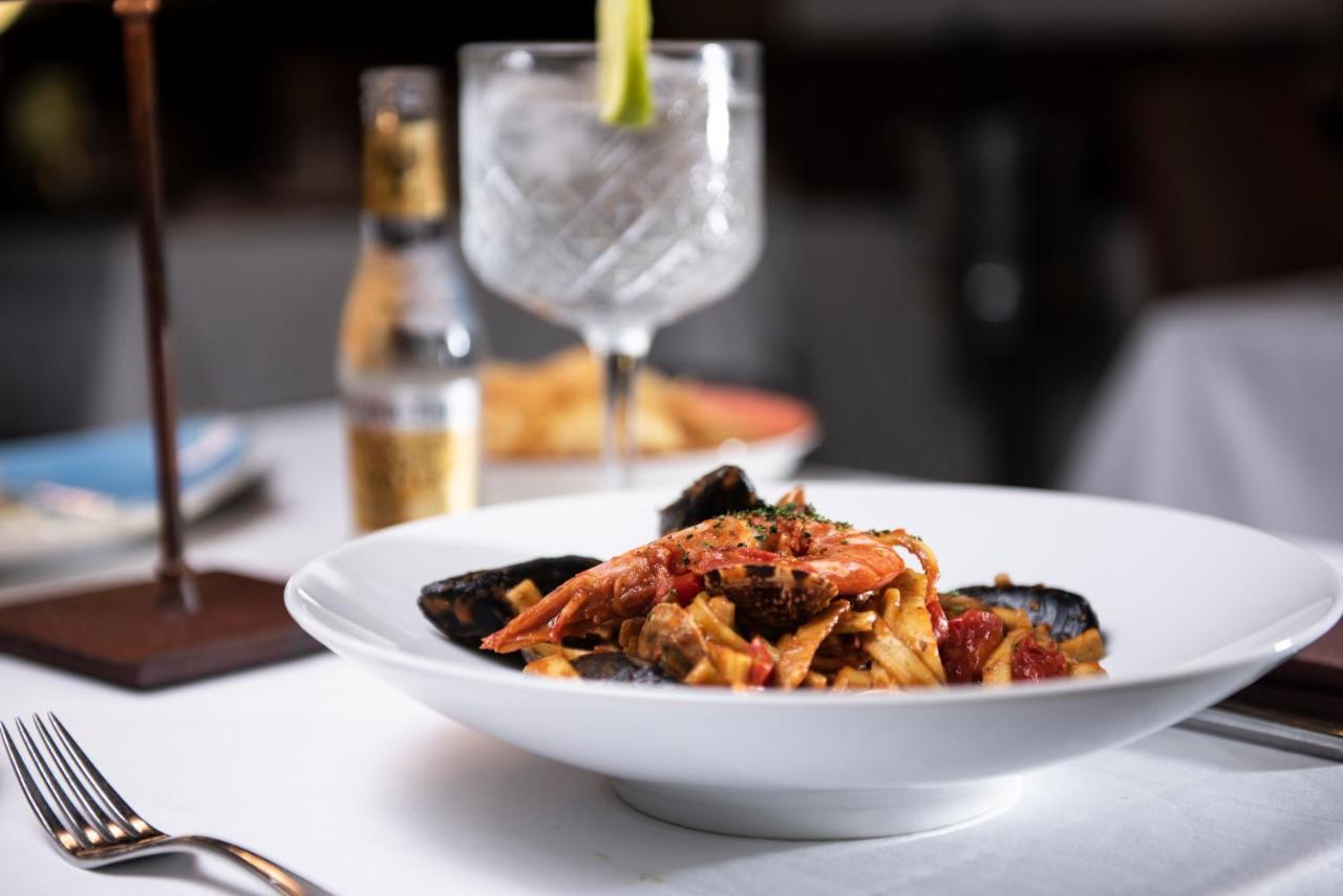 Hotel Osteria Della Pista Dal 1875 Casorate Sempione Eksteriør bilde