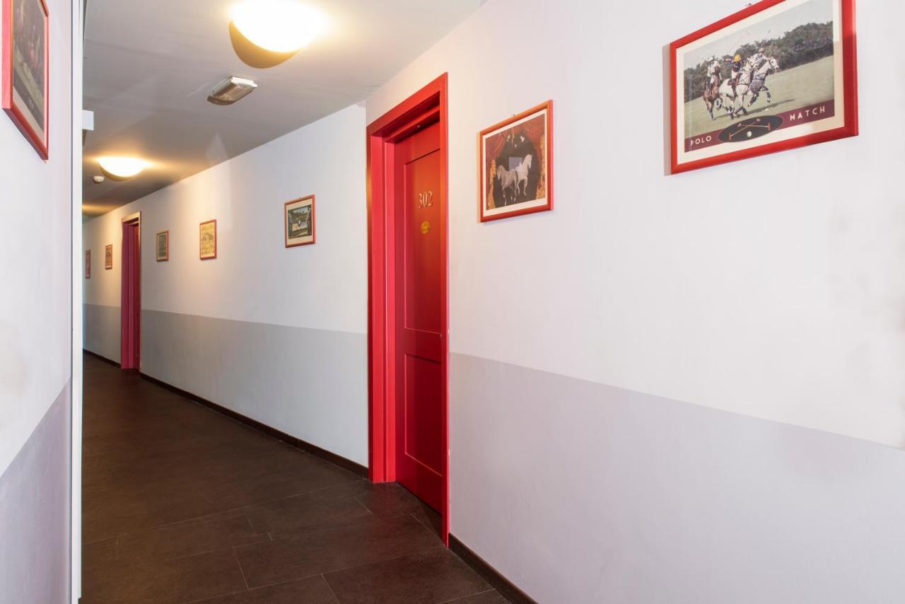 Hotel Osteria Della Pista Dal 1875 Casorate Sempione Eksteriør bilde